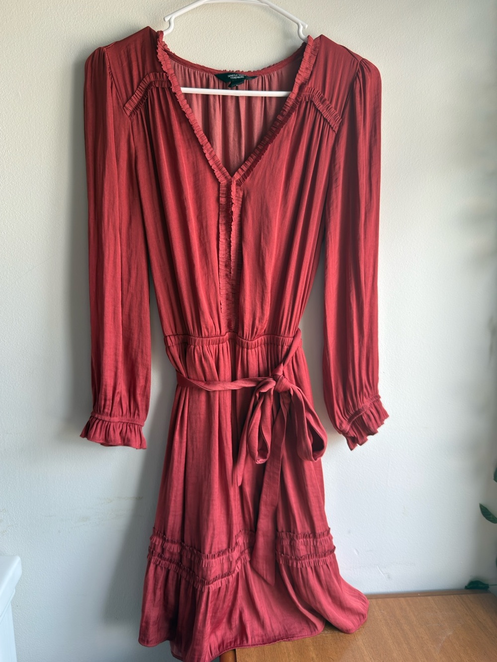 Simply Vera Vera Wang Rust Long Sleeve Tie Waist Ruffle Dress Medium